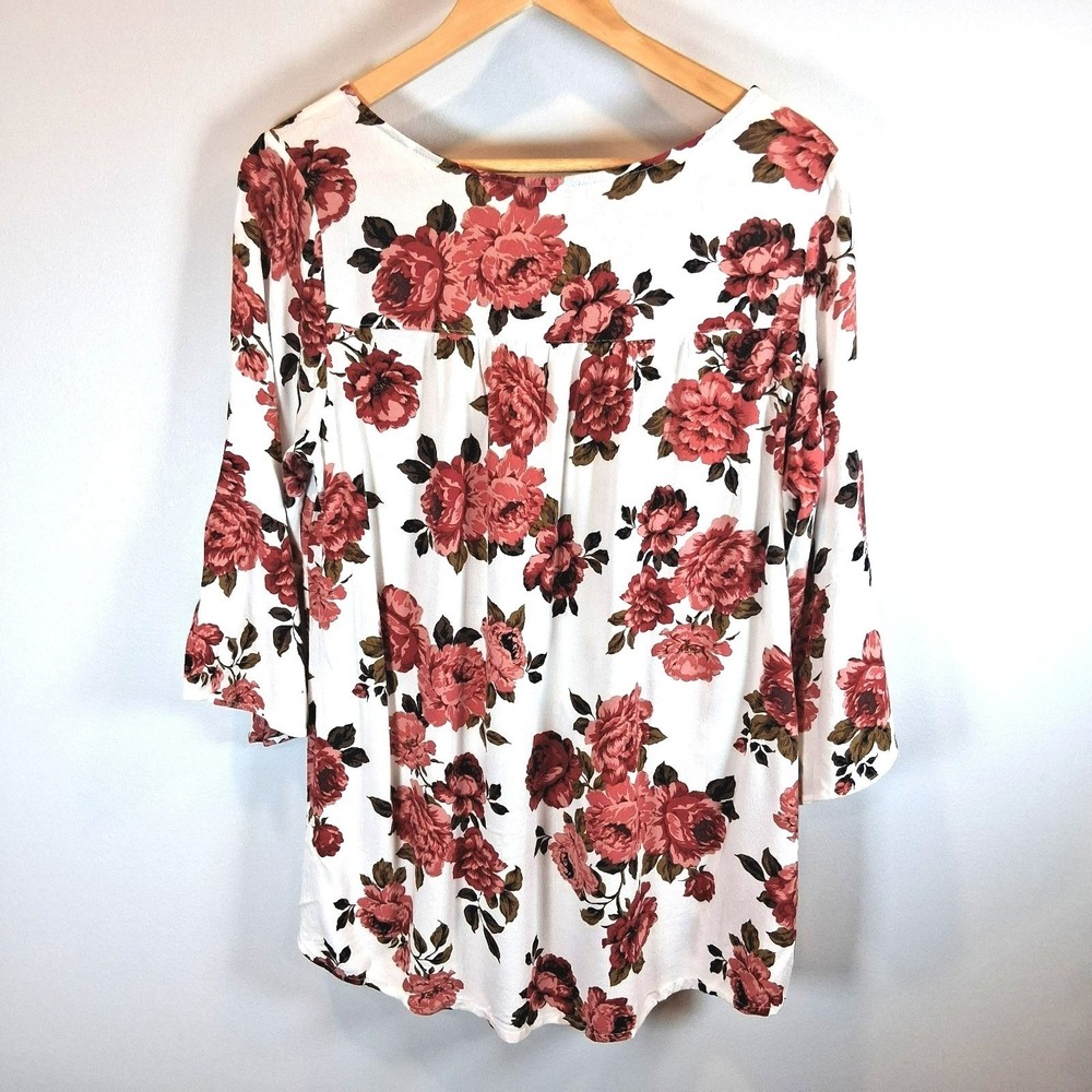 Torrid Blouse L Womens Plus White Pink Floral Bell Sleeve Bloomcore Boho V-Neck - Picture 8 of 11